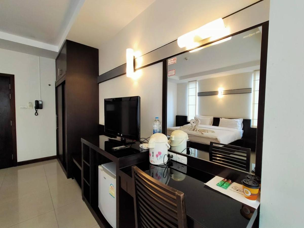 K.M. House Hotel Krabi Luaran gambar