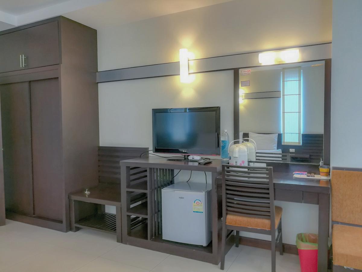 K.M. House Hotel Krabi Luaran gambar